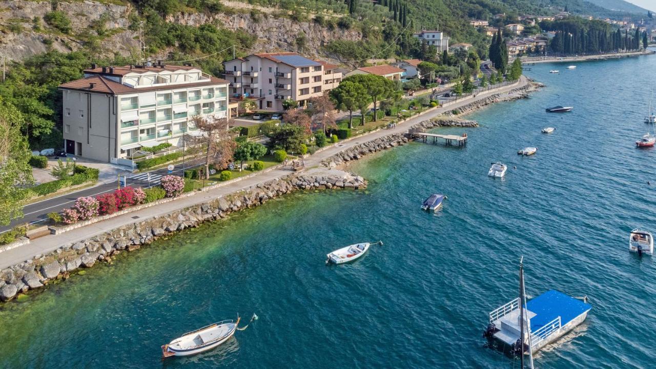Apt Theo Val Di Sogno Garda Lake Malcesine Bagian luar foto