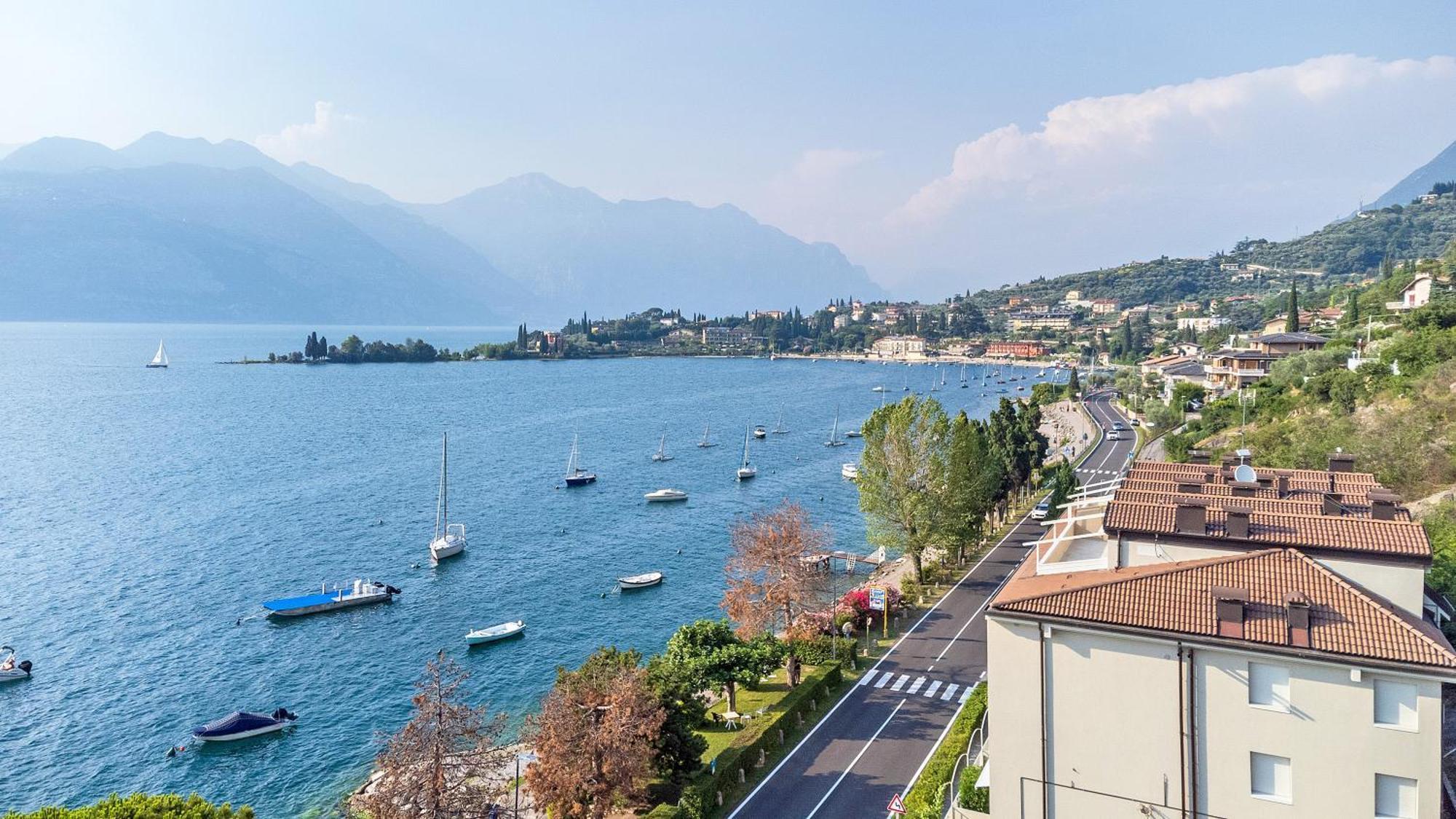 Apt Theo Val Di Sogno Garda Lake Malcesine Bagian luar foto